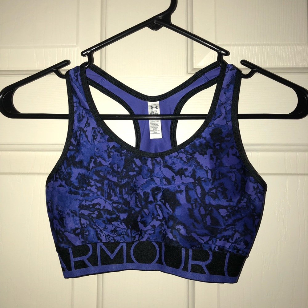 Women’s Under Armour padded sports bra
